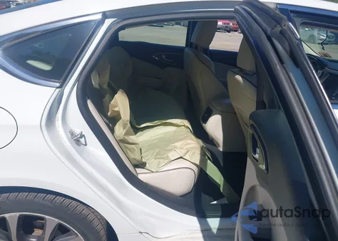 2015 Chrysler 200 C z USA, uszkodzony, nr VIN 1C3CCCEG2FN678485